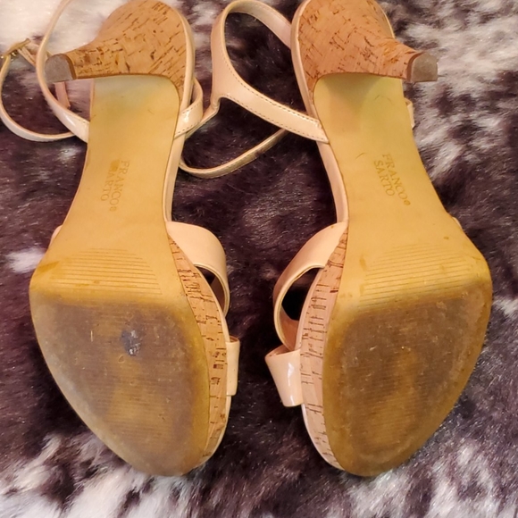 Franco Sarto Patent Beige Cork Wedge Heel Shoes - Picture 3 of 5